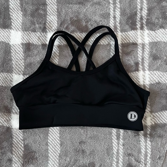 Dtina’s Boutique Black Sports Bra – Sleek & Supportive Athleisure - Picture 3 of 4